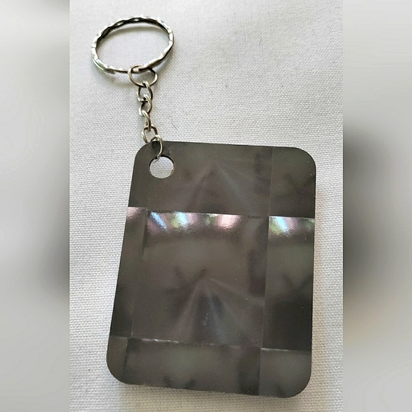 NEW Handmade Keychain Bag Tag! Hologram Geo2. & Silver Wood Heart. Unisex. - Picture 5 of 7